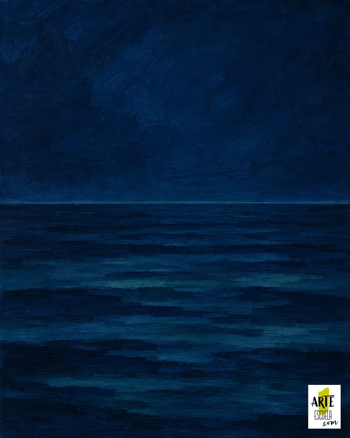 Cómo pintar una luna sobre el mar con acrílicos en 5 pasos fáciles Cielo azul oscuro y mar con pinceladas horizontales azul petróleo, todavía sin luna ni reflejos claros.